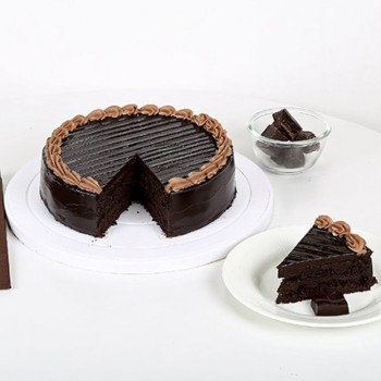 Chocolate Truffle Royal Cake