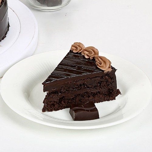 Chocolate Truffle Royal Cake Delivery in Ghaziabad