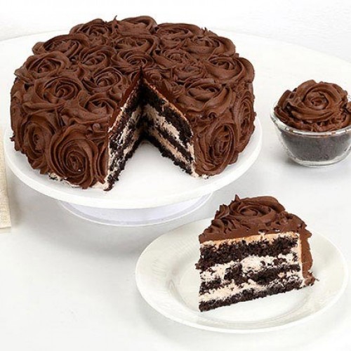 Chocolate Rose Cake Delivery in Ghaziabad