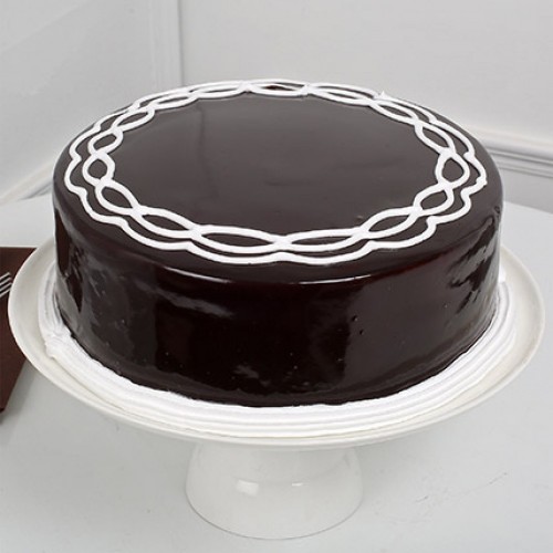 Light Chocolate Truffle Cake Delivery in Ghaziabad