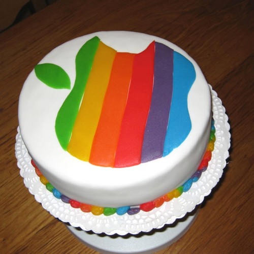 Apple Themed Customized Cake Delivery in Ghaziabad