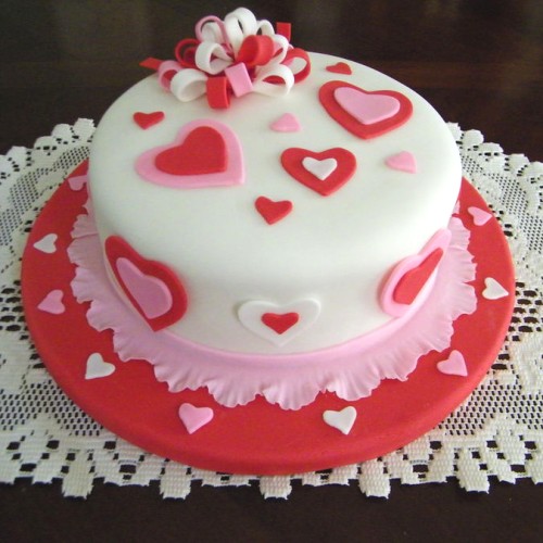 Enigmatic Love Fondant Cake Delivery in Ghaziabad