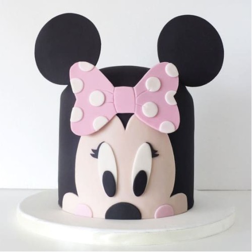 Minnie Mouse Fondant Cake Delivery in Ghaziabad Minnie Mouse Fondant Cake Delivery in Ghaziabad