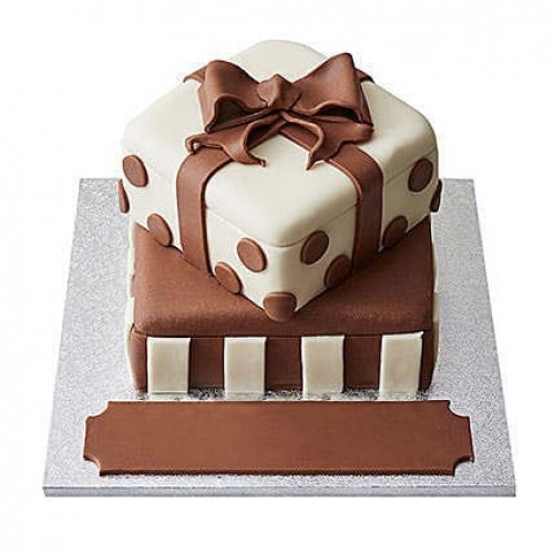 Special Gift Box Fondant Cake Delivery in Ghaziabad