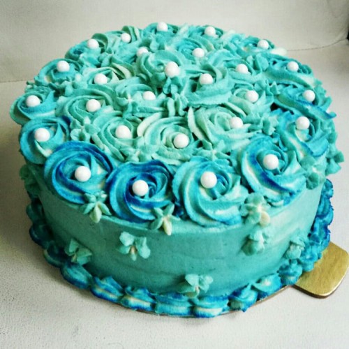 Blue Rose Pineapple Cake Delivery in Ghaziabad