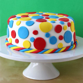 Colorful Circles Fondant Cake
