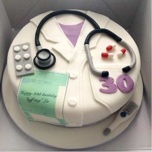 Doctor Kits Customized Cake Delivery in Ghaziabad
