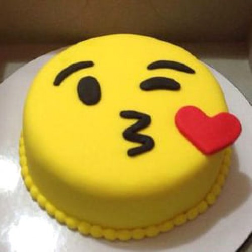 Face Blowing A Kiss Emoji Fondant Cake Delivery in Ghaziabad