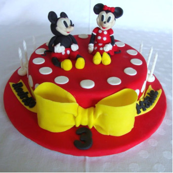 Mickey & Minnie Mouse Fondant Cake