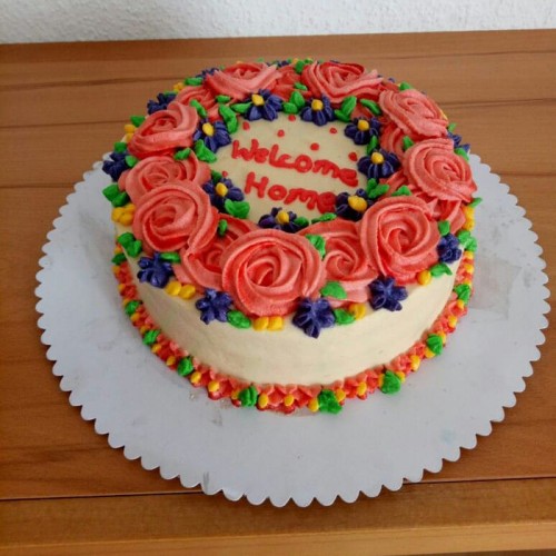 Vanilla Flower Cake Delivery in Ghaziabad