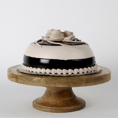 Special Chocolate Cream Cake Delivery in Ghaziabad