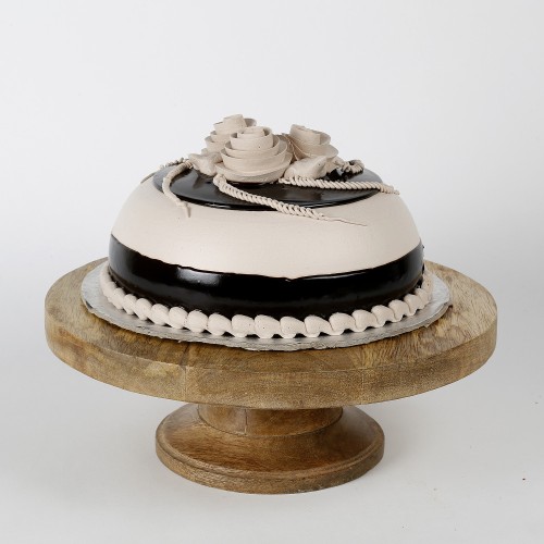 Special Chocolate Cream Cake Delivery in Ghaziabad