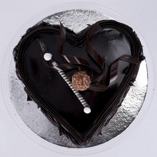 Special Floral Chocolate Cake Delivery in Ghaziabad