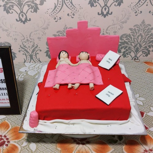Naughty Couple Having Fun Fondant Cake Delivery in Ghaziabad