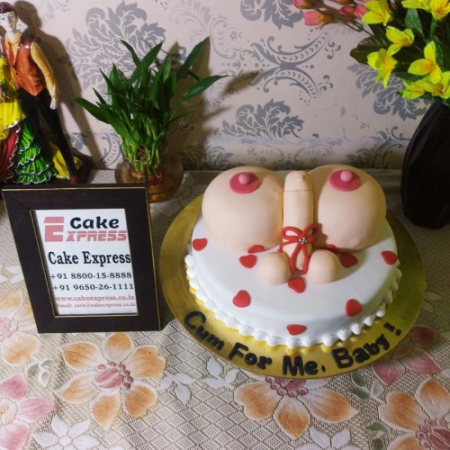 Penis and Boob Naughty Cake Delivery in Ghaziabad