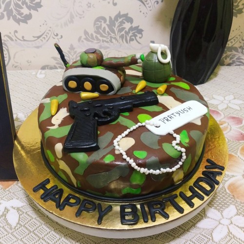 Military Theme Fondant Cake Delivery in Ghaziabad