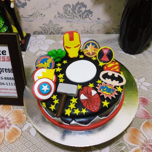 Avengers Superhero's Fondant Cake Delivery in Ghaziabad