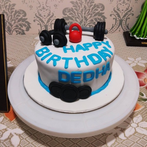Gym Lover Fondant Cake Delivery in Ghaziabad