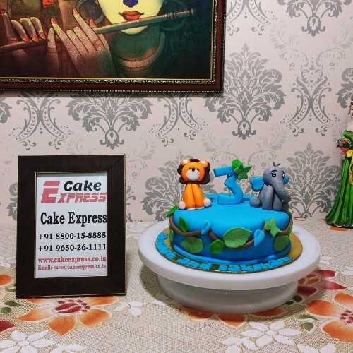 Cute Animal Kids Fondant Cake Delivery in Ghaziabad