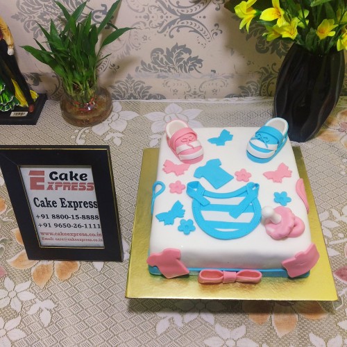 Square Shape Baby Shower Fondant Cake Delivery in Ghaziabad