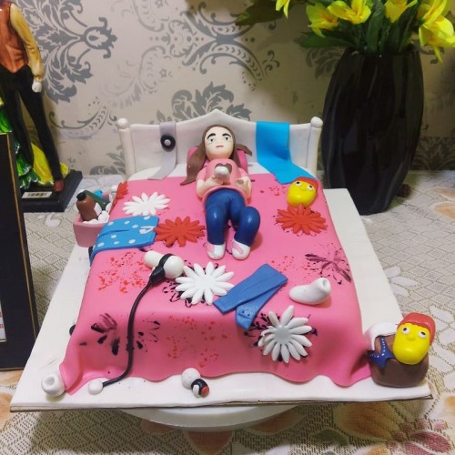 Lazy Girl Theme Customized Cake Delivery in Ghaziabad