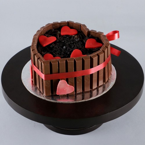 Heart Shaped KitKat Cake Delivery in Ghaziabad
