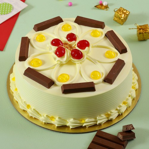 KitKat Butterscotch Cake Delivery in Ghaziabad