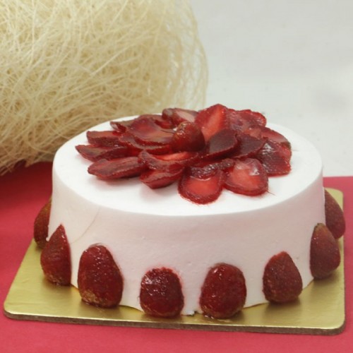 Strawberry Relish Fruit Cake Delivery in Ghaziabad
