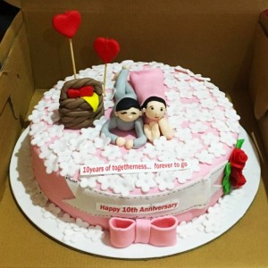 Online Couple 10th Anniversary Fondant Cake Delivery in Ghaziabad