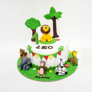 King Of The Jungle Fondant Cake