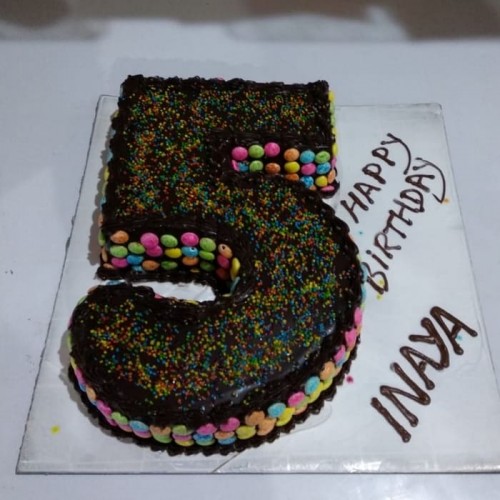 5 Number Chocolate Cake Delivery in Ghaziabad