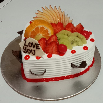 Fresh Fruit Cake