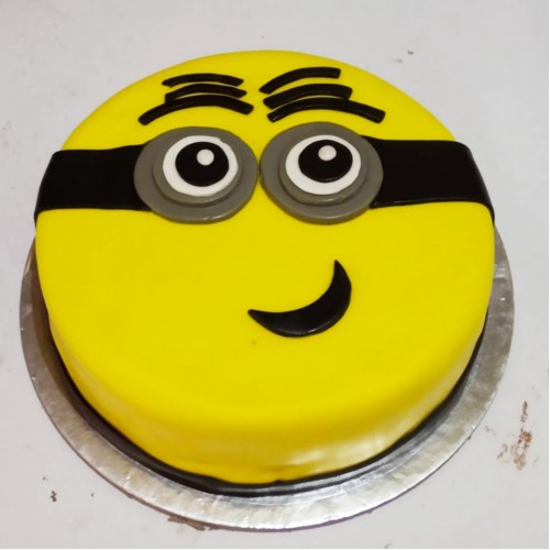 Minion Round Fondant Cake Delivery in Ghaziabad