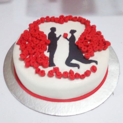 Romantic Couple with Roses Anniversary Cake Delivery in Ghaziabad